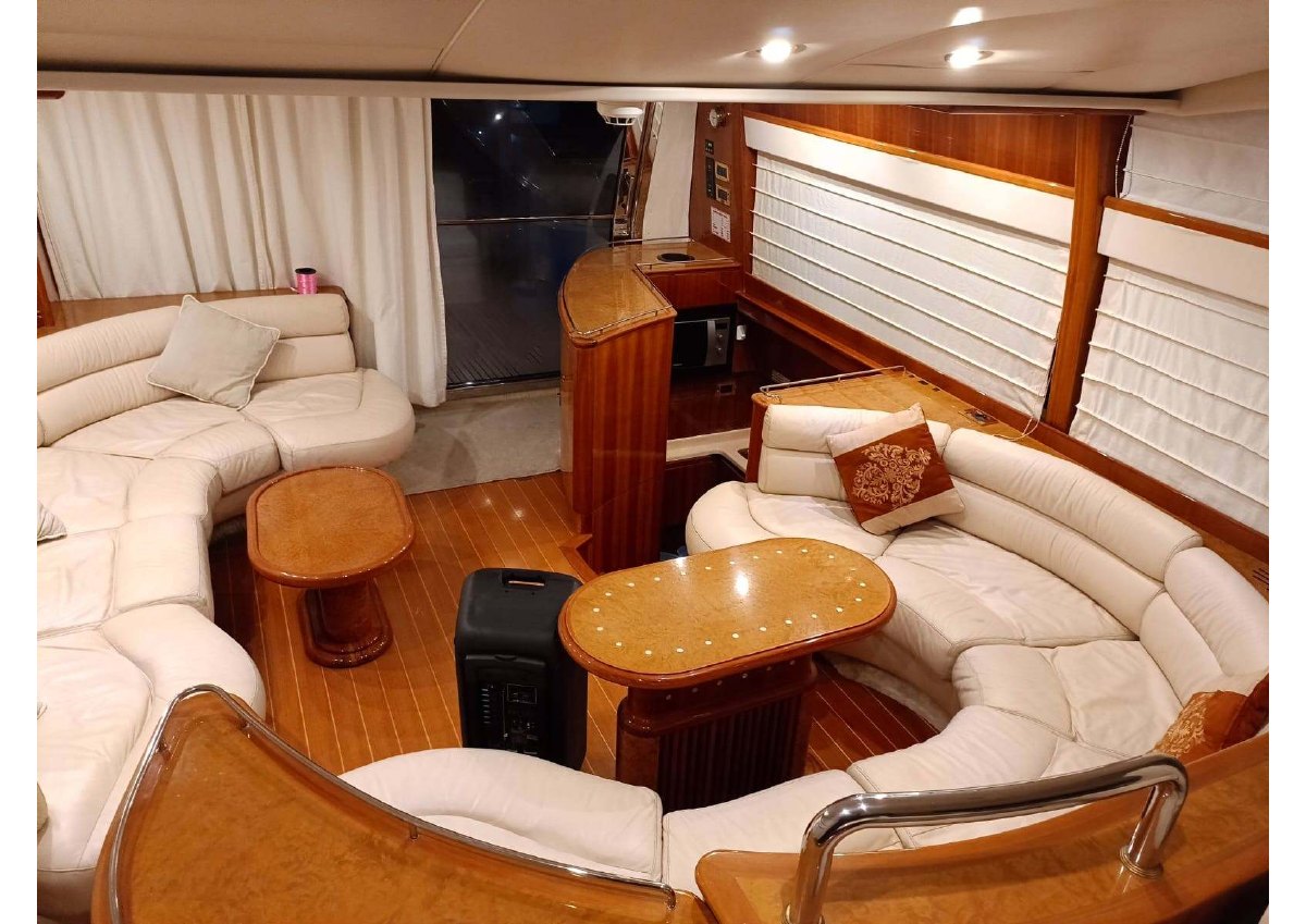 60ft Azimut photo 3
